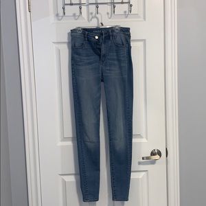 American eagle high waisted blue jeans